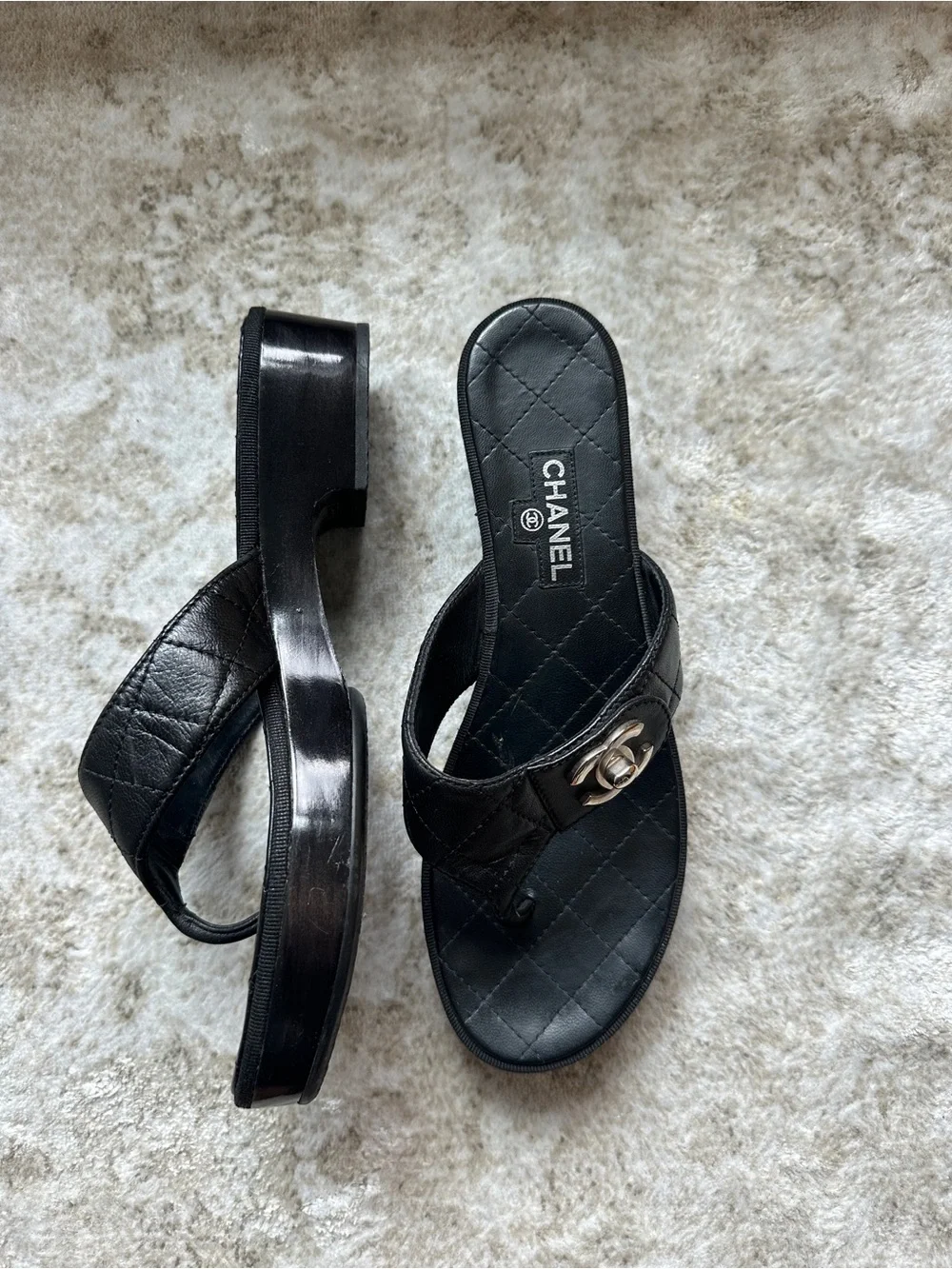 Chanel Black Quilted Leather CC Thong Sandals – Size 38.5